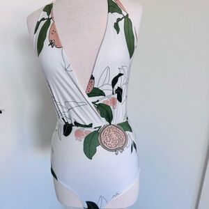 EUC Juan de Dios size 40 pomegranate tropical Swimsuit - One-Piece